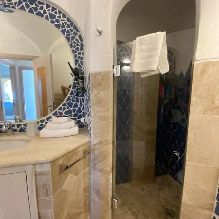 בית נופש Sardinia Art House *